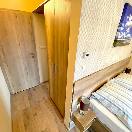 Unio Vendeghaz 2 Konukevi 4*