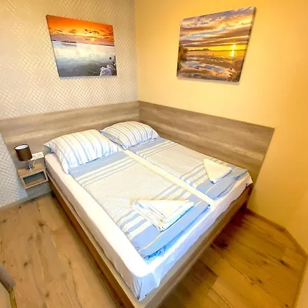 Guest house Unio Vendeghaz 2 Siofok